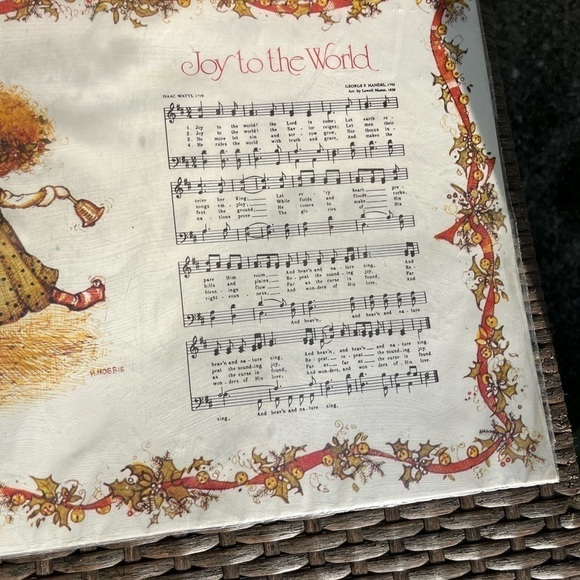 𝅺set of 6 Vintage 1974 Holly Hobbie Christmas Plastic Coated Placemats NOS Joy - Picture 2 of 6